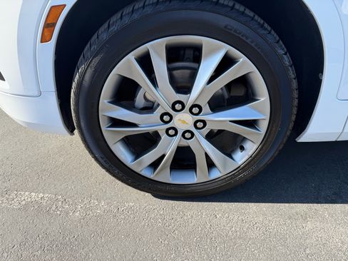 Used 2019 Chevrolet Blazer Premier w/ Sun and Wheels Package FWD image 32