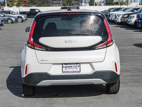 Used 2023 Kia Soul LX w/ Option Group 015 image 8