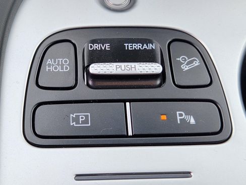 New 2026 Hyundai Ioniq 9 Calligraphy AWD/4WD image 30