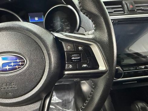 Used 2019 Subaru Outback 3.6R Limited AWD/4WD image 17