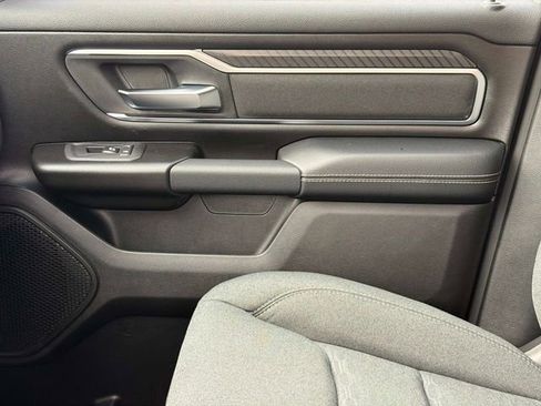 New 2026 RAM 1500 4x4 Crew Cab image 19