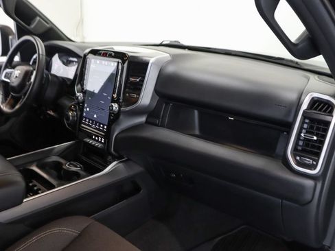 Used 2023 RAM 1500 Big Horn AWD/4WD image 40