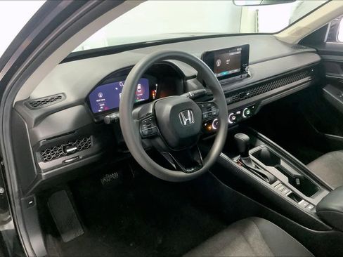 Used 2024 Honda Accord EX image 2