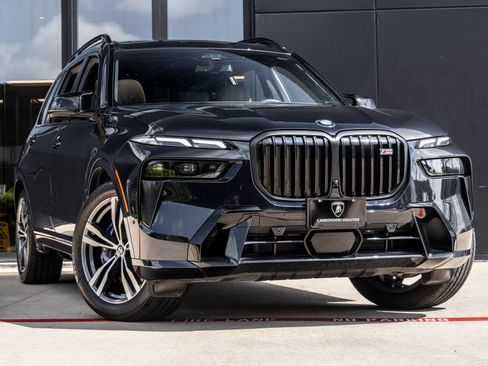 Used 2026 BMW X7 M60i AWD/4WD image 2