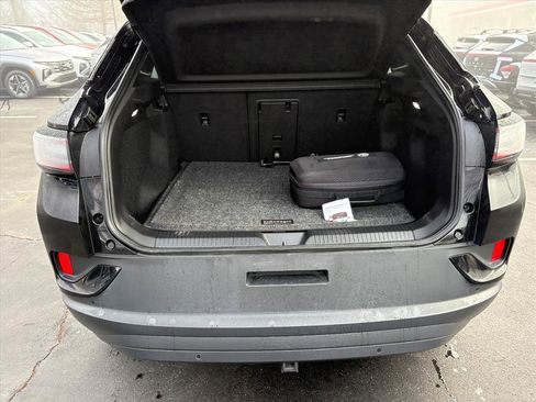 Used 2023 Volkswagen ID.4 Pro S image 23