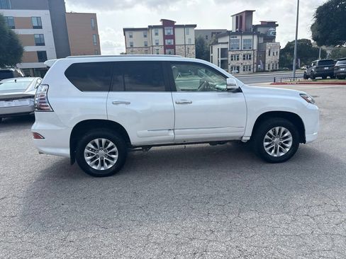 Used 2016 Lexus GX 460 w/ Premium Package AWD/4WD image 6