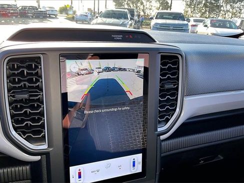 Used 2025 Ford Ranger XL image 14