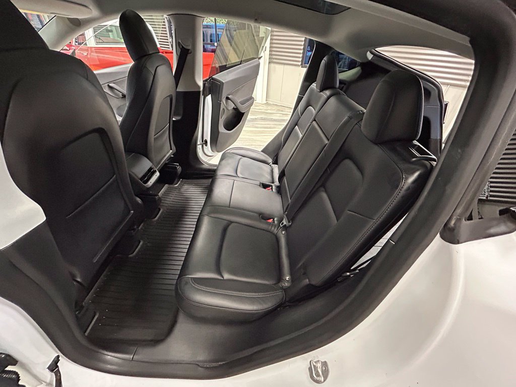Used 2021 Tesla Model Y Long Range AWD/4WD image 52