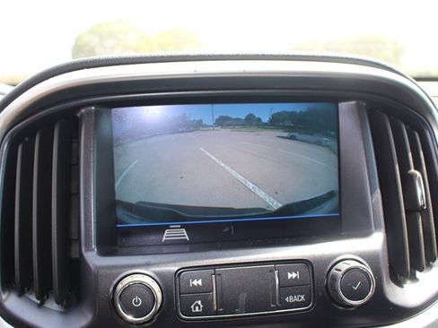 Used 2022 Chevrolet Colorado LT w/ Fleet Safety Package RWD image 27
