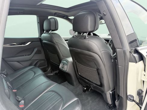 Used 2023 Maserati Levante Modena image 41