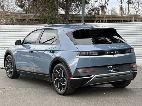 Used 2024 Hyundai Ioniq 5 SE image 35