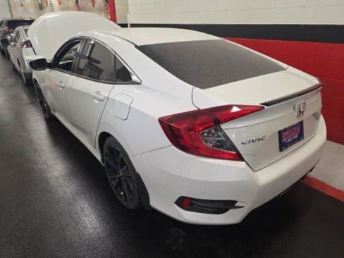 Used 2019 Honda Civic Sport image 4
