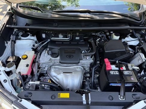 Used 2015 Toyota RAV4 LE FWD image 28