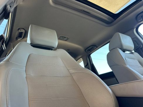 Used 2017 Honda CR-V EX-L image 17