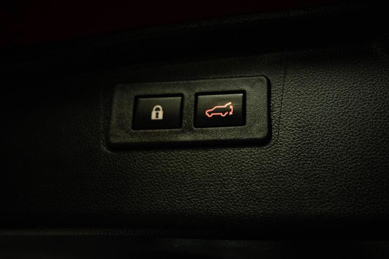 Used 2025 Subaru Outback Premium AWD/4WD image 8