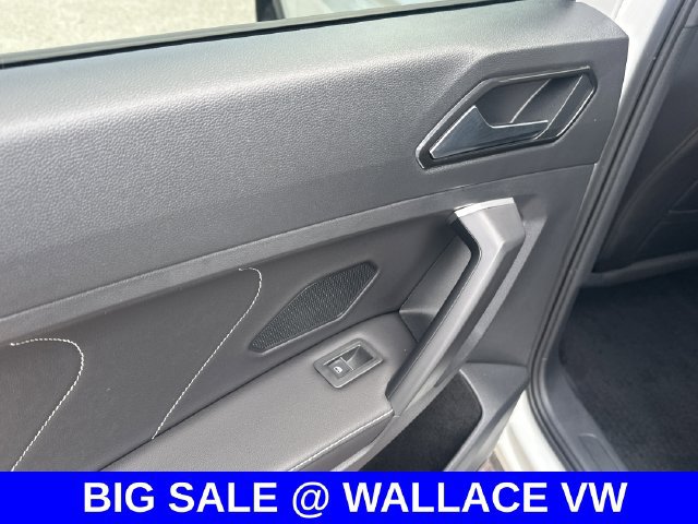 Certified 2024 Volkswagen Tiguan SE R-Line FWD image 12