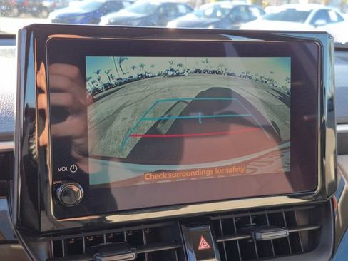 Used 2026 Toyota Corolla Cross L image 13