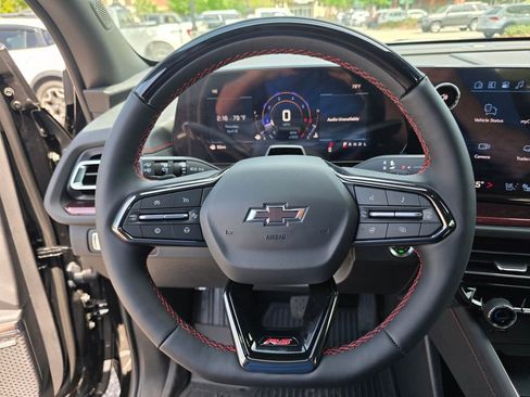 New 2026 Chevrolet Traverse RS w/ LPO, Floor Liner Package FWD image 15