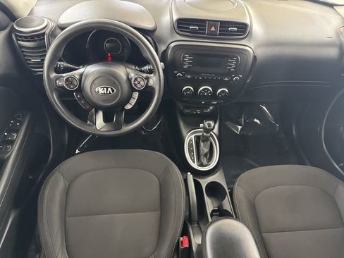 Used 2015 Kia Soul image 25