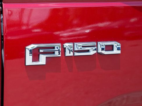 Used 2015 Ford F150 XLT RWD image 46