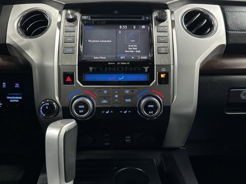 Used 2018 Toyota Tundra Limited w/ Limited Premium Package image 24