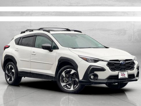 Used 2025 Subaru Crosstrek 2.5i Limited w/ Crosstrek Mirror Package image 2