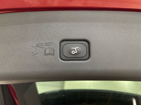 New 2026 Lincoln Nautilus Reserve AWD/4WD image 33