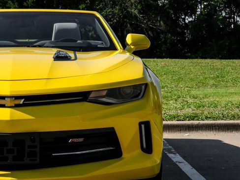 Used 2018 Chevrolet Camaro LT w/ RS Package RWD image 45