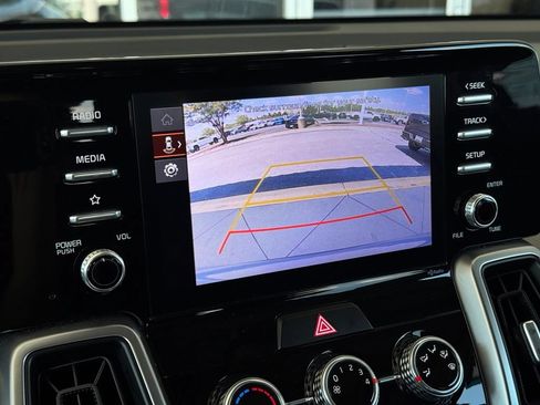 Used 2022 Kia Sorento LX FWD image 4
