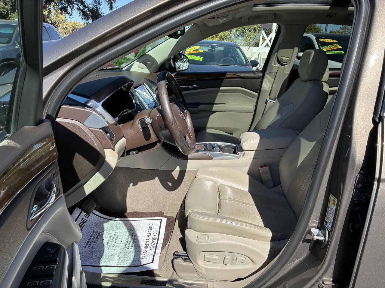 Used 2014 Cadillac SRX Luxury w/ LPO, U-Rail D-Rings Package FWD image 3