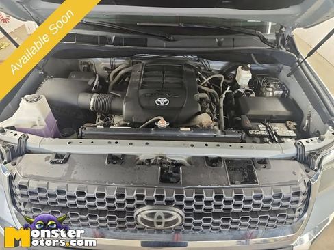 Used 2021 Toyota Tundra SR5 AWD/4WD image 10