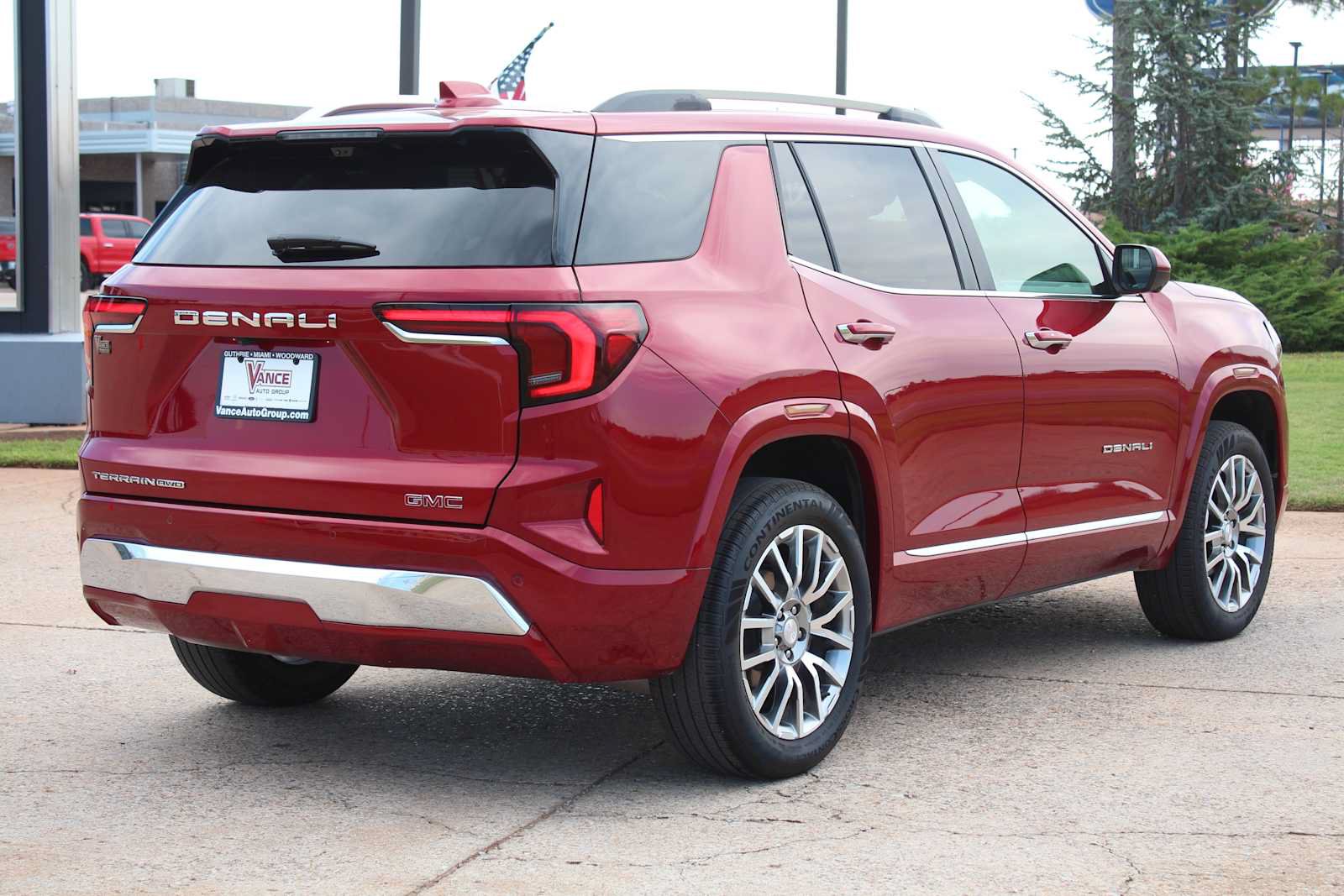 Used 2026 GMC Terrain Denali AWD/4WD image 12