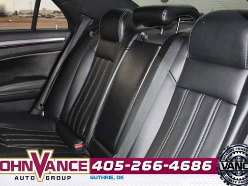 Used 2012 Chrysler 300 S image 19
