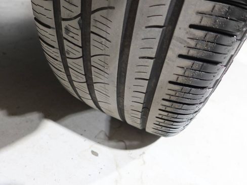 Used 2024 Porsche Macan AWD/4WD image 43