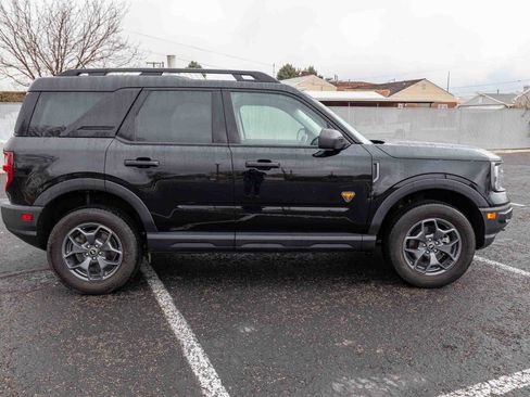 Used 2021 Ford Bronco Sport Badlands image 2