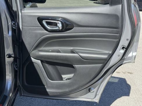 Used 2022 Jeep Compass Altitude w/ Convenience Group image 36