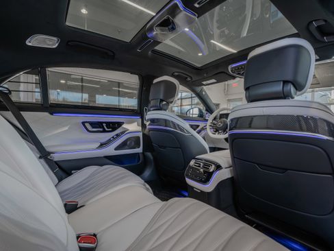 New 2026 Mercedes-Benz S 63 AMG S image 28