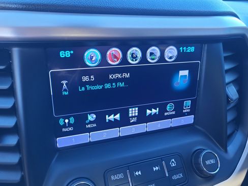 Certified 2017 GMC Acadia Denali w/ Technology Package image 15