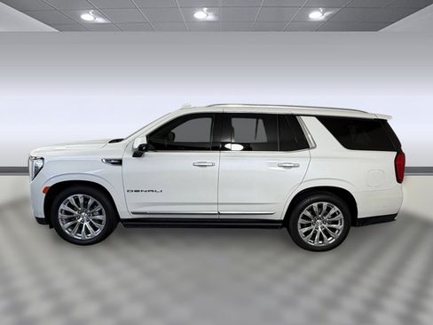 Used 2024 GMC Yukon Denali w/ Denali Reserve Package AWD/4WD image 2
