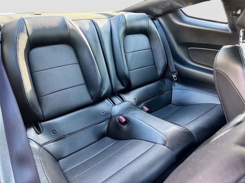 Used 2017 Ford Mustang Premium image 28
