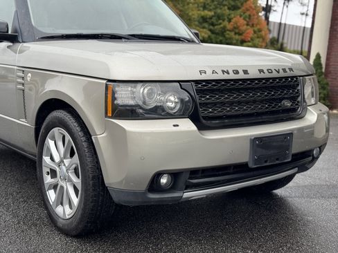 Used 2012 Land Rover Range Rover HSE image 10