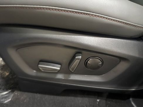 New 2026 Ford Explorer Active w/ Active Comfort Package image 25