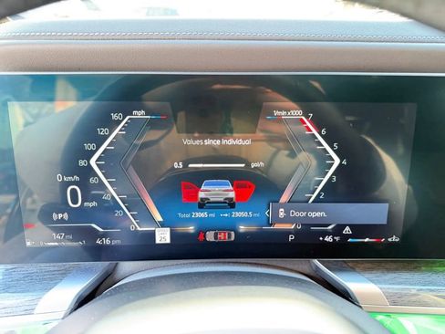 Used 2023 BMW 760i xDrive w/ Parking Assistance Package image 22