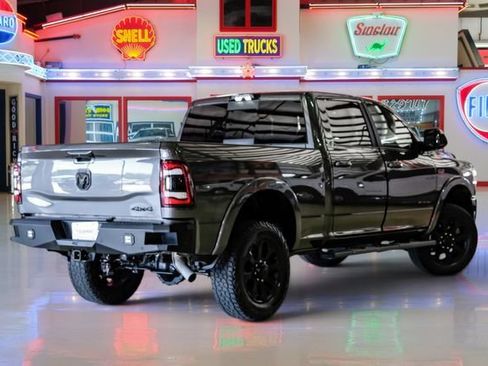Used 2022 RAM 2500 Laramie w/ Night Edition AWD/4WD image 3
