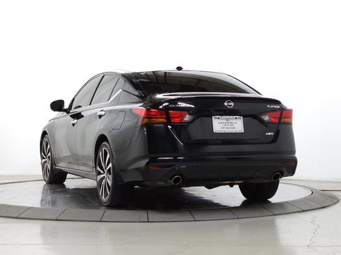 Used 2019 Nissan Altima 2.5 Platinum image 5