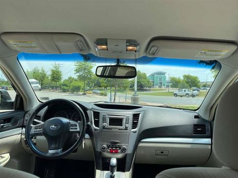 Used 2014 Subaru Outback 2.5i Premium AWD/4WD image 24