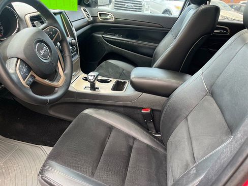 Used 2014 Jeep Grand Cherokee Altitude AWD/4WD image 10