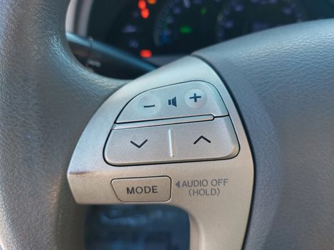 Used 2011 Toyota Camry BASE image 19