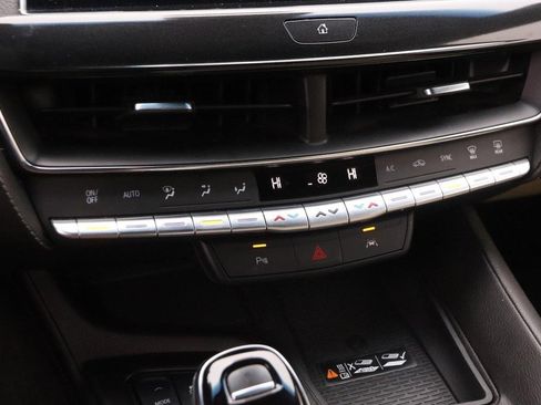 Used 2023 Cadillac CT5 Luxury image 17