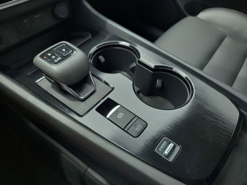 Certified 2024 Nissan Rogue SV w/ SV Premium Package FWD image 27
